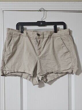 🔥Old Navy Light Beige Cotton Blend Women's Casual Shorts🔥